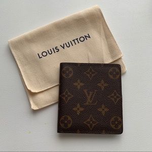 Louis Vuitton monogram bifold wallet